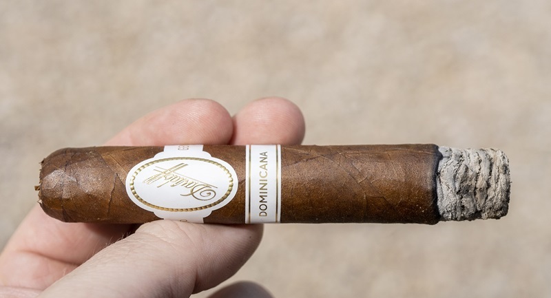 Davidoff Dominicana Flavor Profile: What Makes These Cigars Amazing?